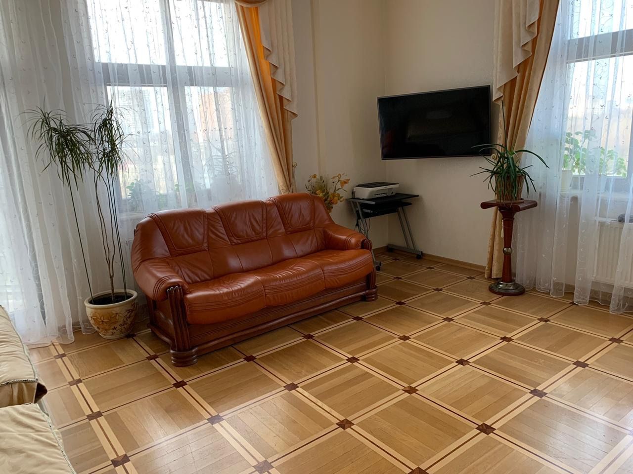 Квартира 143 м² в ЖК "Арк Палас" с видом на Сады Победы ID 5724 (Фото 4)