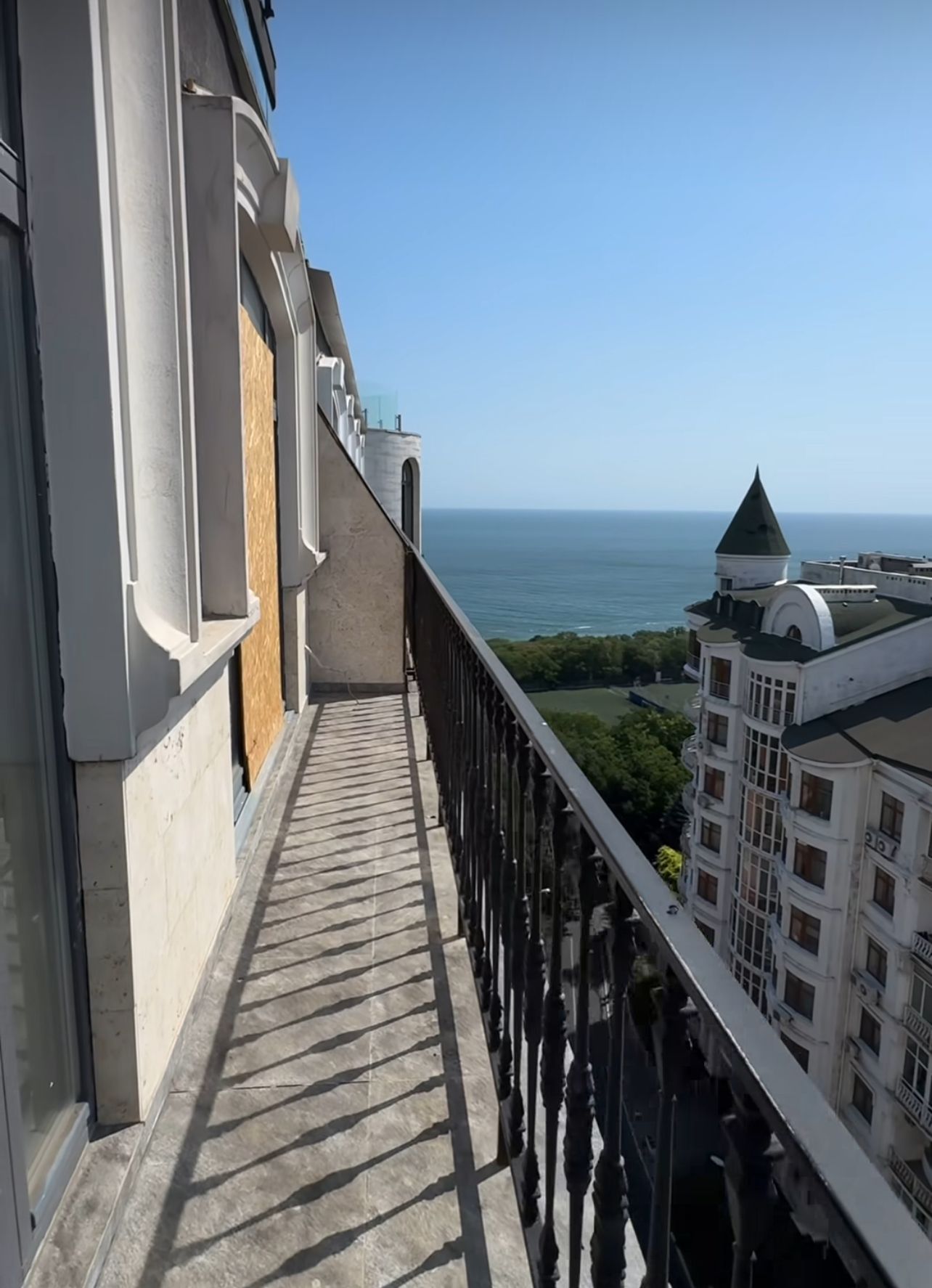 Продам квартиру с двумя спальнями и видом на море в ЖК Граф ID 53761 (Фото 2)