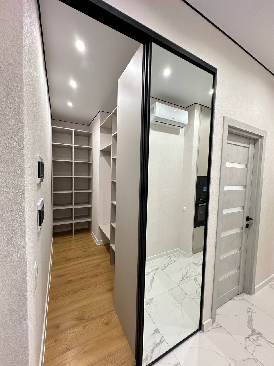 Квартира премиум-класса с дизайнерским ремонтом в 61-й жемчужине !!! ID 53862 (Фото 8)