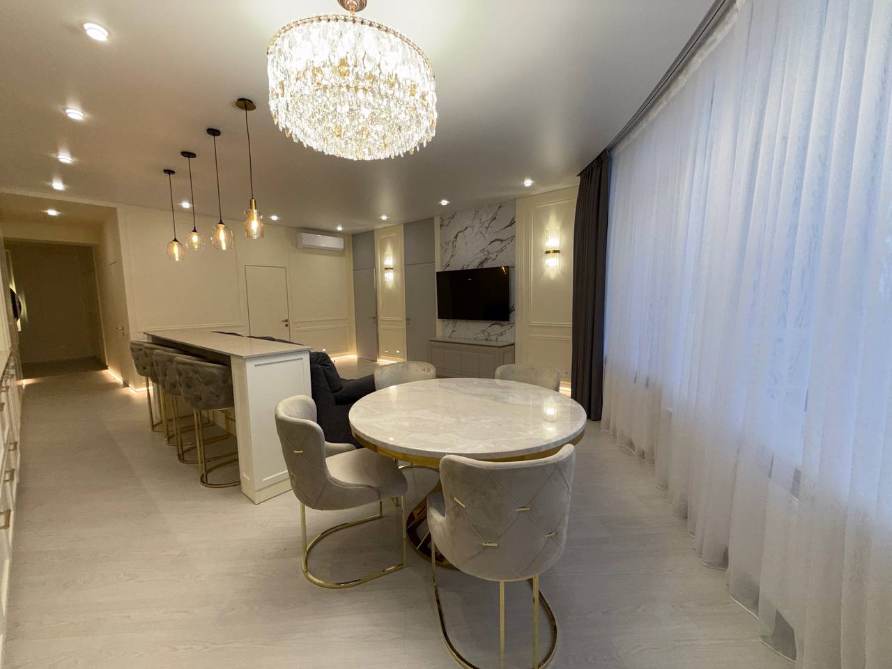 Трехкомнатная квартира с прямым видом моря и террасой ID 53954 (Фото 2)