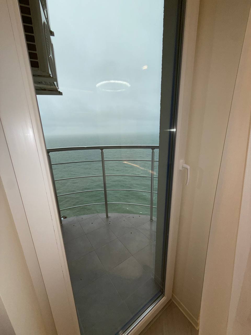 Трехкомнатная квартира с прямым видом моря и террасой ID 53954 (Фото 3)