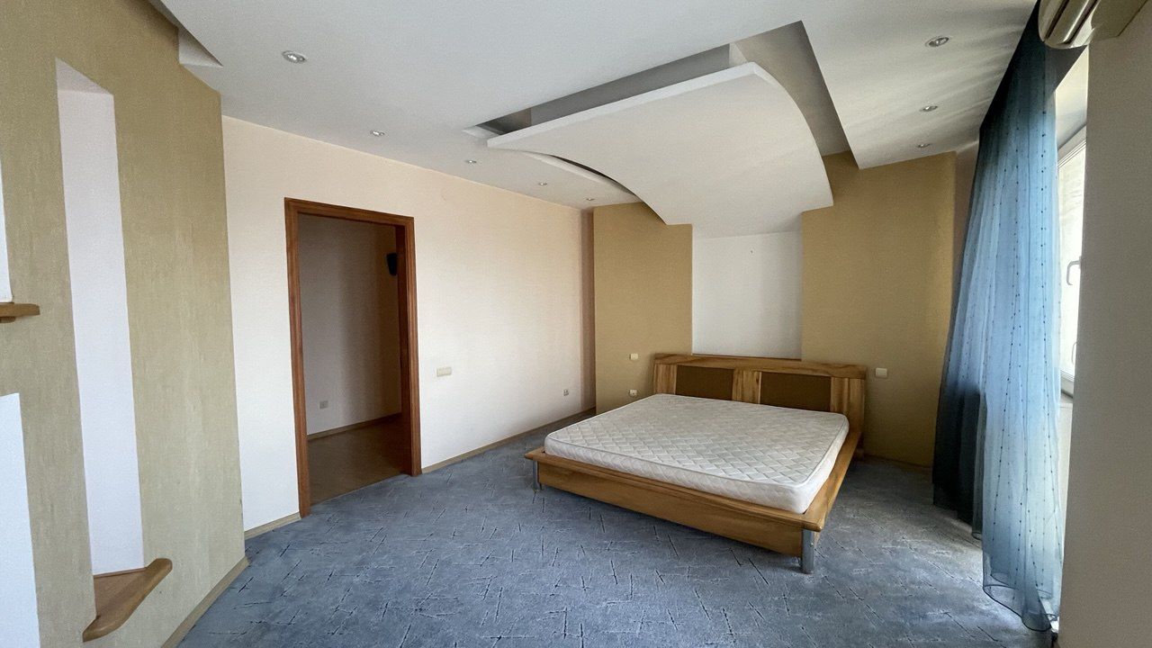 Двухуровневая квартира 119 м² на Фонтане в доме из красного кирпича ID 53996 (Фото 3)