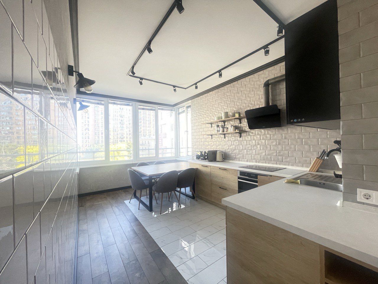 В продаже двухкомнатная квартира в ЖК "Гольфстрим" на ул. Генуэзской ID 53992 (Фото 4)