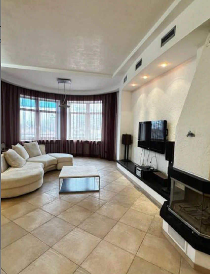 Трехкомнатная квартира в Мукачевском переулке с камином - вид на море ID 54050 (Фото 6)