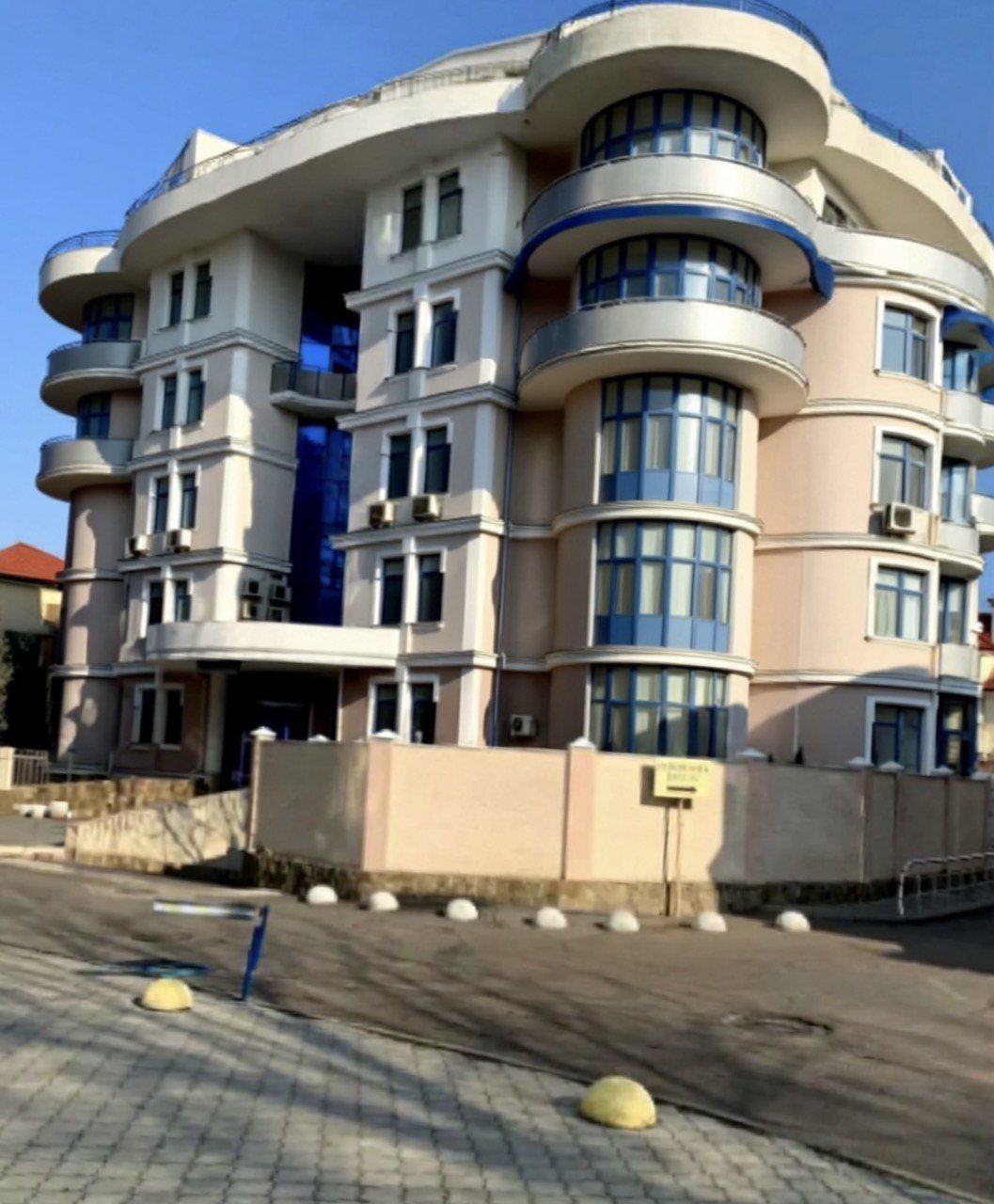 Трехкомнатная квартира в Мукачевском переулке с камином - вид на море ID 54050 (Фото 9)