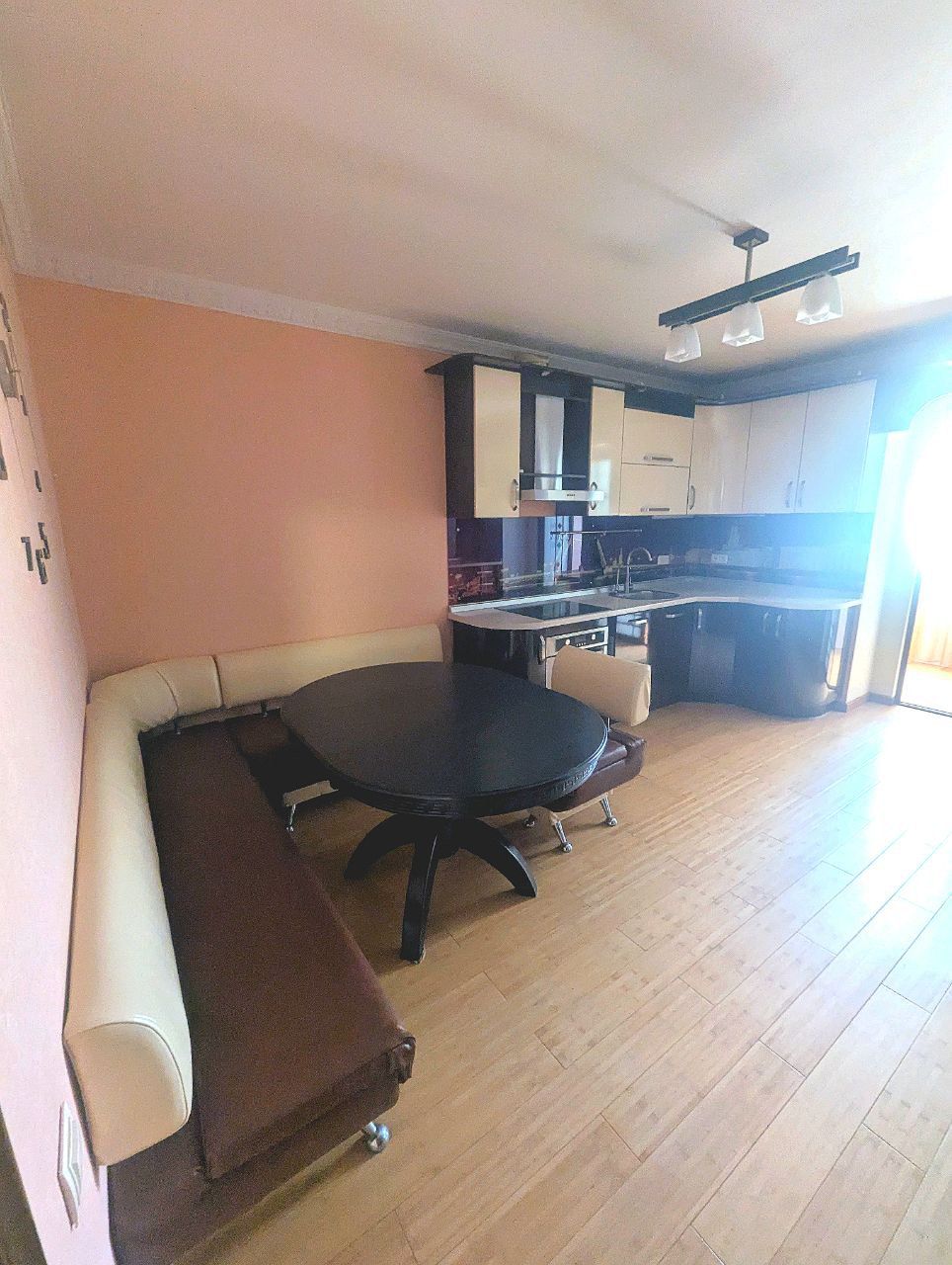 Трехкомнатная квартира по ул. Добровольцев  ID 53920 (Фото 11)