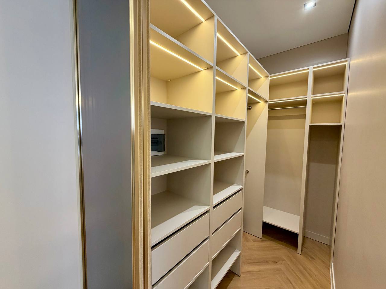 3-комнатная квартира с видом на море в ЖК «Элегия Парк», Аркадия ID 54130 (Фото 8)