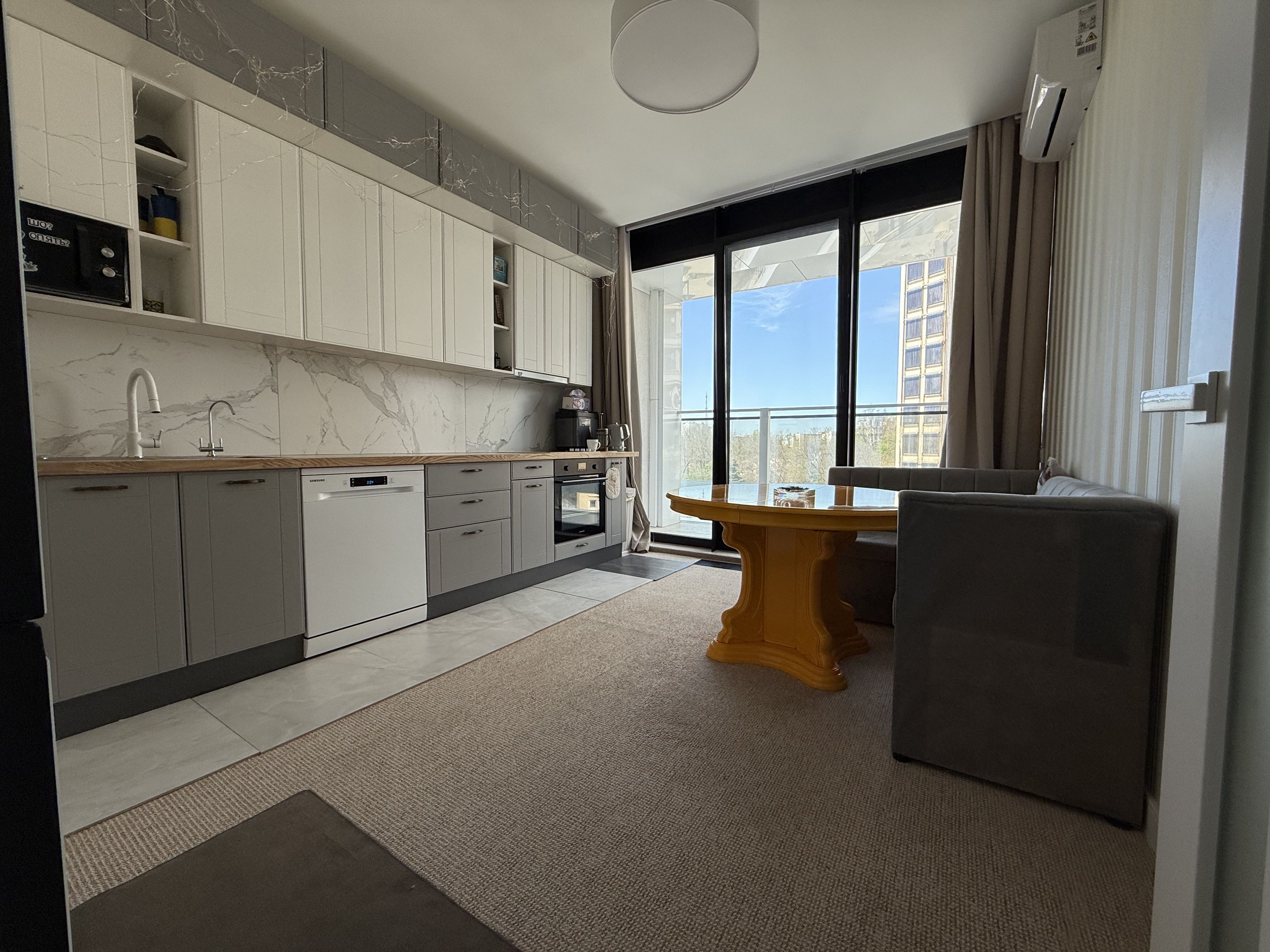 Единственная 1-комнатная квартира с ремонтом в Kandinsky Odessa Reside ID 54208 (Фото 2)