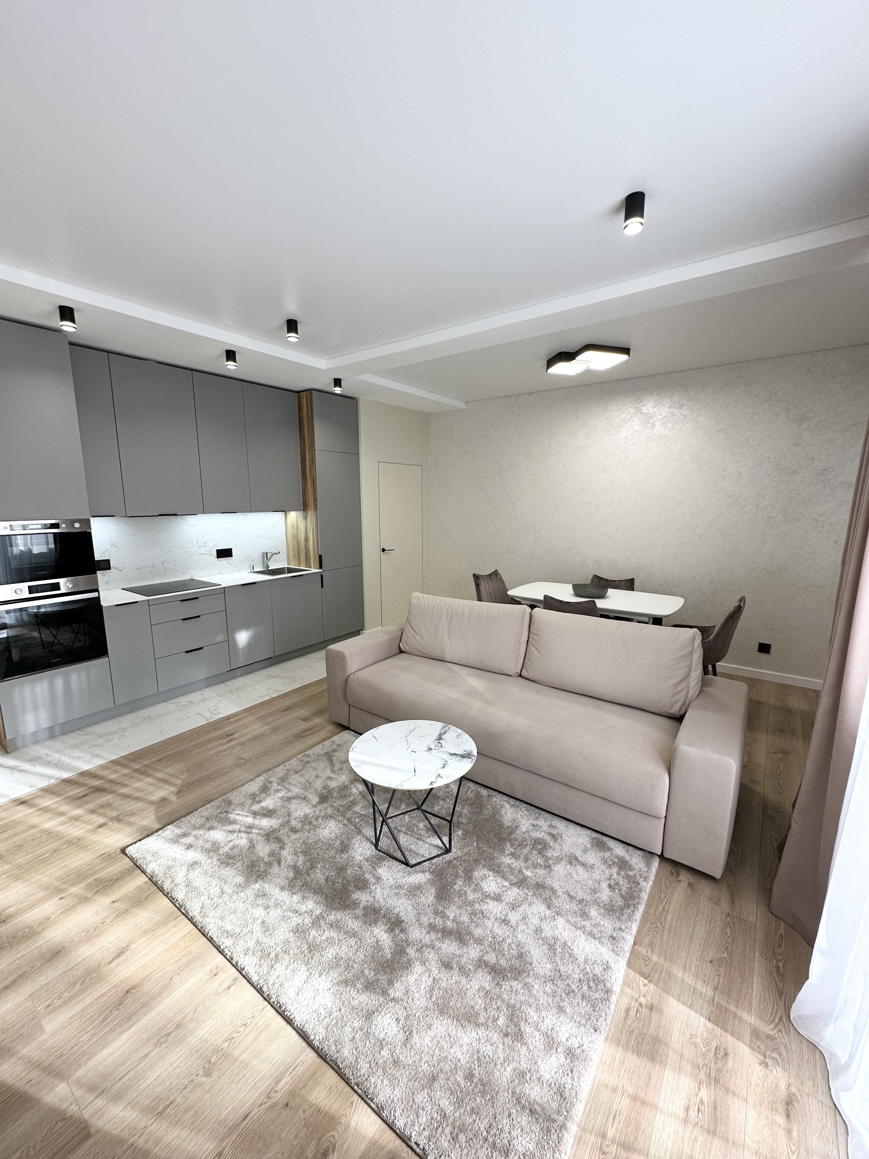 3-х комнатная квартира 90 м2 в ЖК 51 "Жемчужина" в Аркадии ID 54288 (Фото 1)