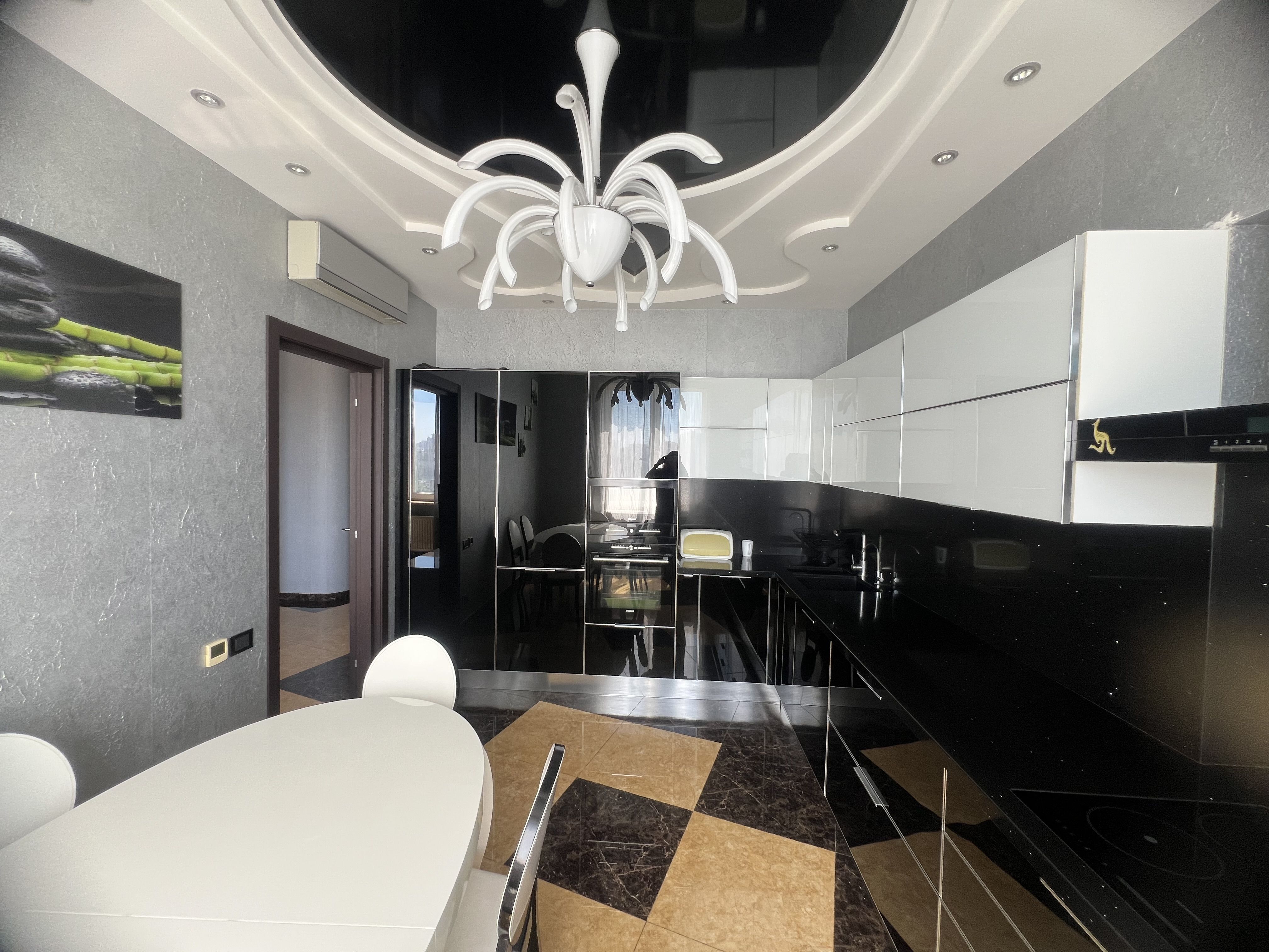 Продажа 3-х комнатной квартиры в ЖК Гранд Парк с видом на море и парк  ID 50852 (Фото 3)